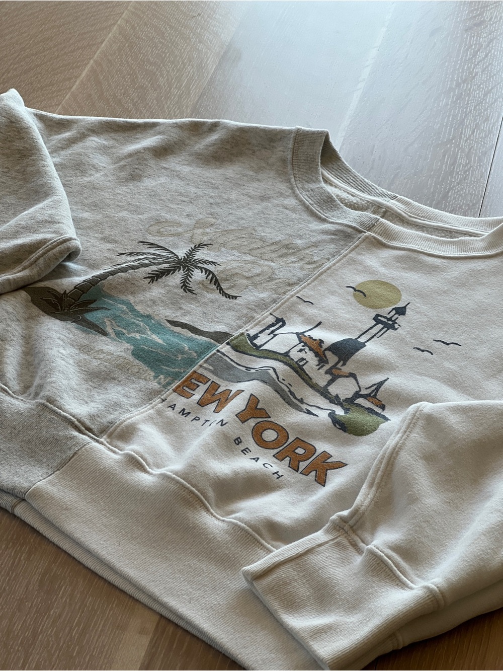 Abercrombie & Fitch Graphic Crewneck Sweatshirt, Size Large